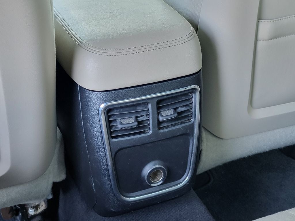 2013 Dodge Charger SE