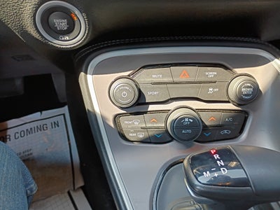 2022 Dodge Challenger SXT