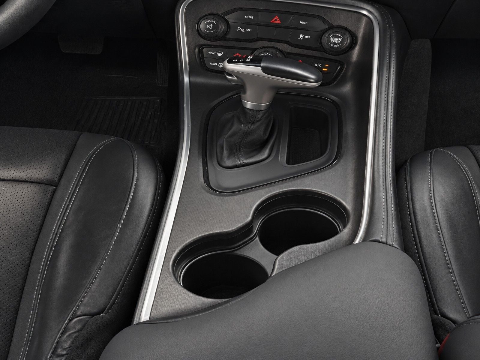 2015 Dodge Challenger SXT Plus