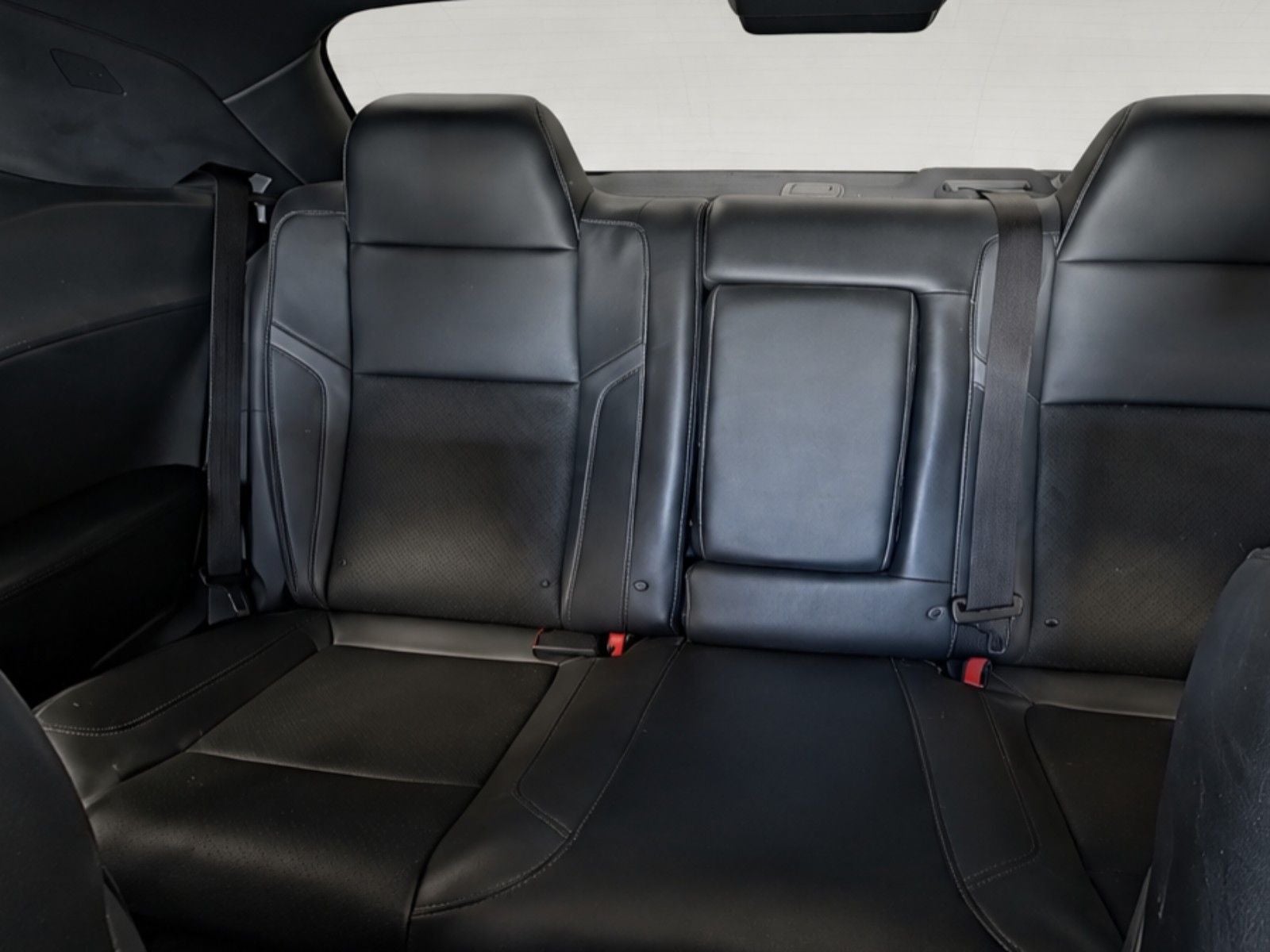 2015 Dodge Challenger SXT Plus