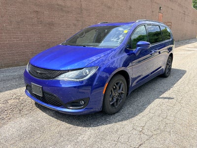 2020 Chrysler Pacifica Touring L Plus 35th Anniversary