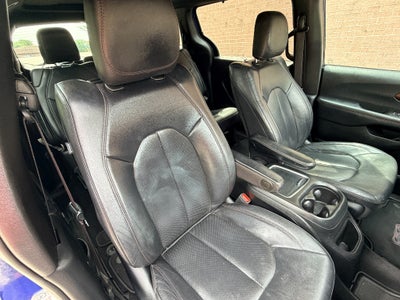 2020 Chrysler Pacifica Touring L Plus 35th Anniversary