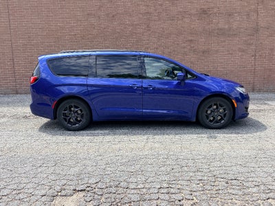 2020 Chrysler Pacifica Touring L Plus 35th Anniversary