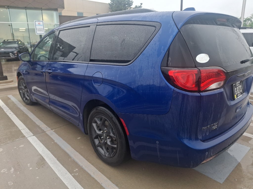 2020 Chrysler Pacifica Touring L Plus 35th Anniversary