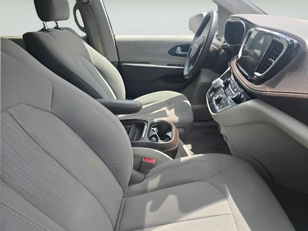 2021 Chrysler Pacifica Touring