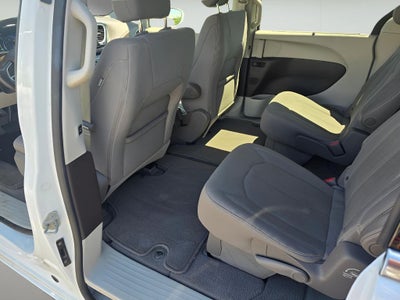 2021 Chrysler Pacifica Touring