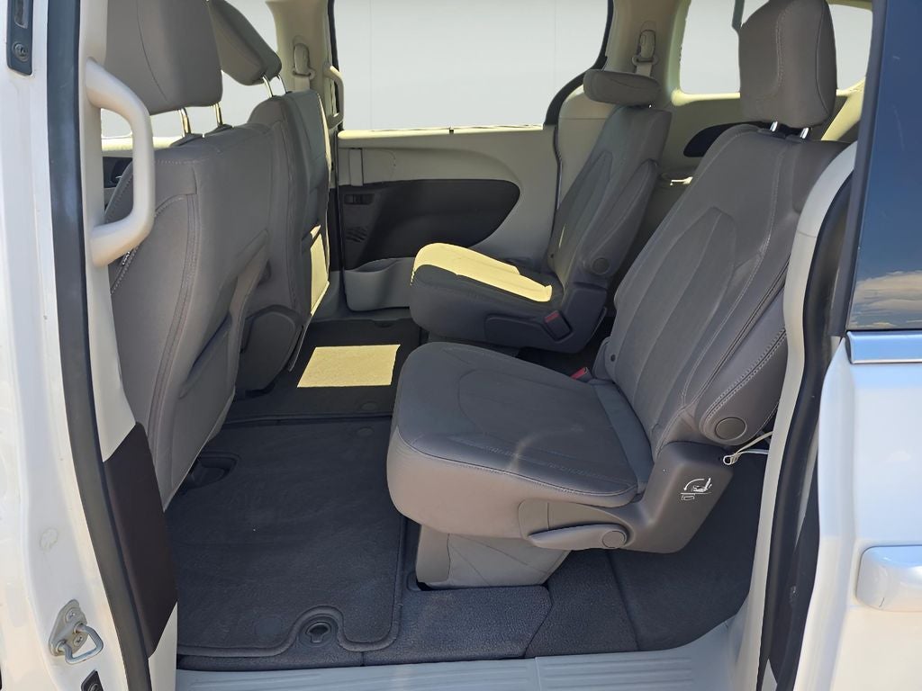 2021 Chrysler Pacifica Touring