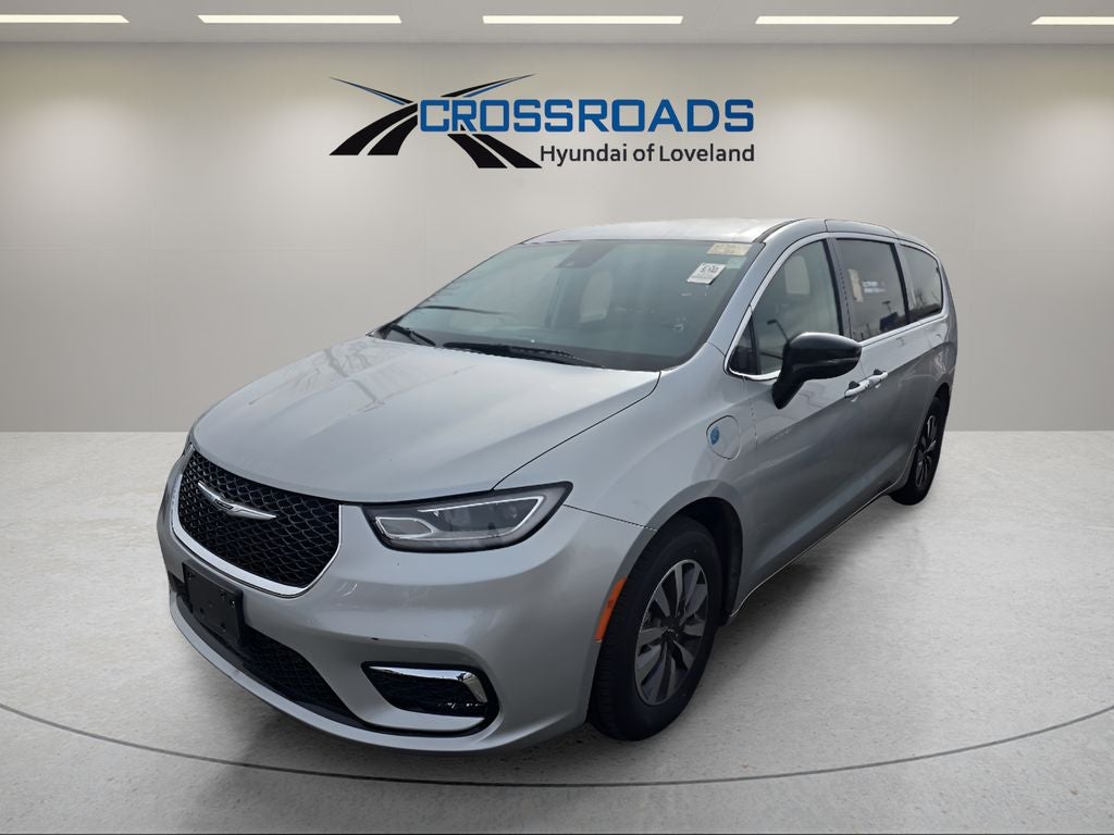 2024 Chrysler Pacifica Hybrid Select