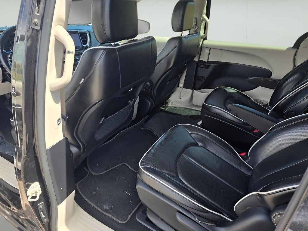 2023 Chrysler Pacifica Hybrid Limited