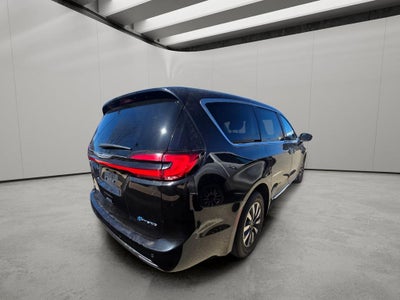 2023 Chrysler Pacifica Hybrid Limited