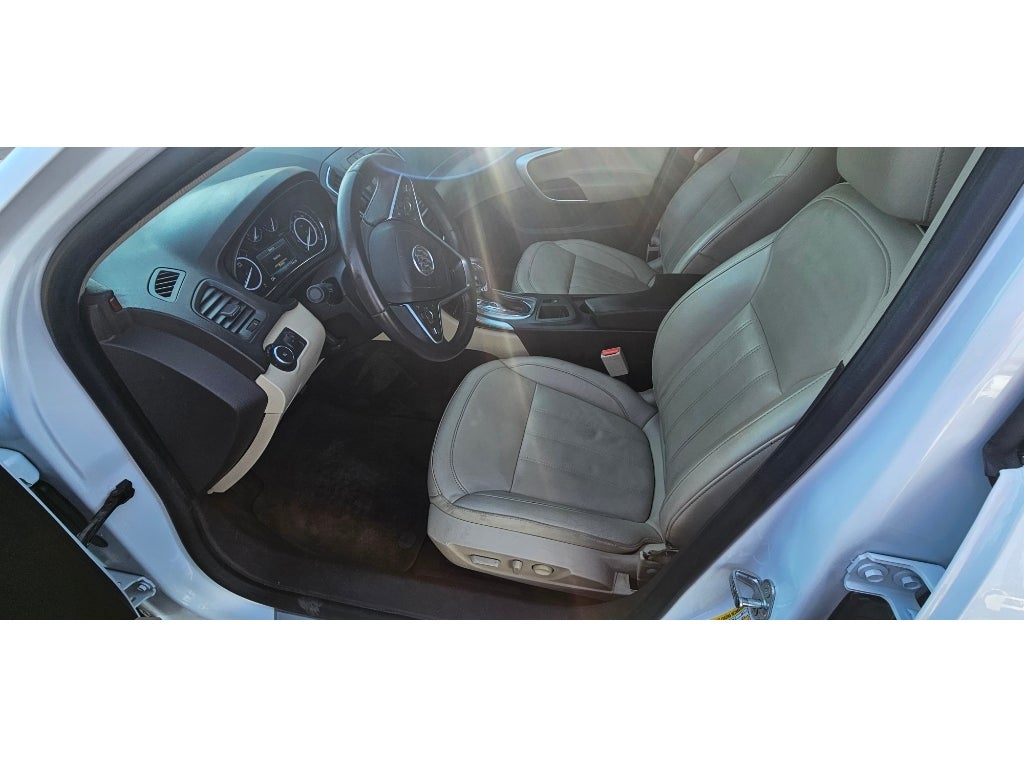 2017 Buick Regal Turbo (Discontinued)