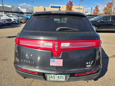 2013 Lincoln MKT Livery