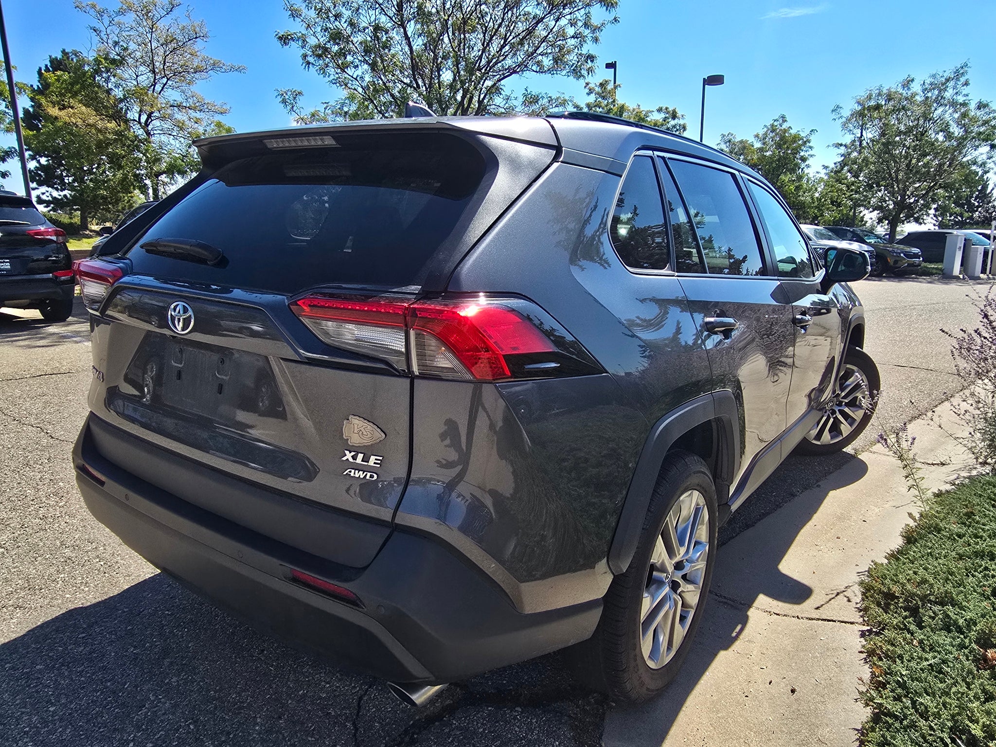 2020 Toyota RAV4 XLE Premium