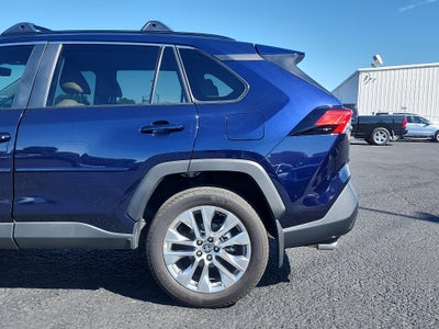 2025 Toyota RAV4 XLE Premium