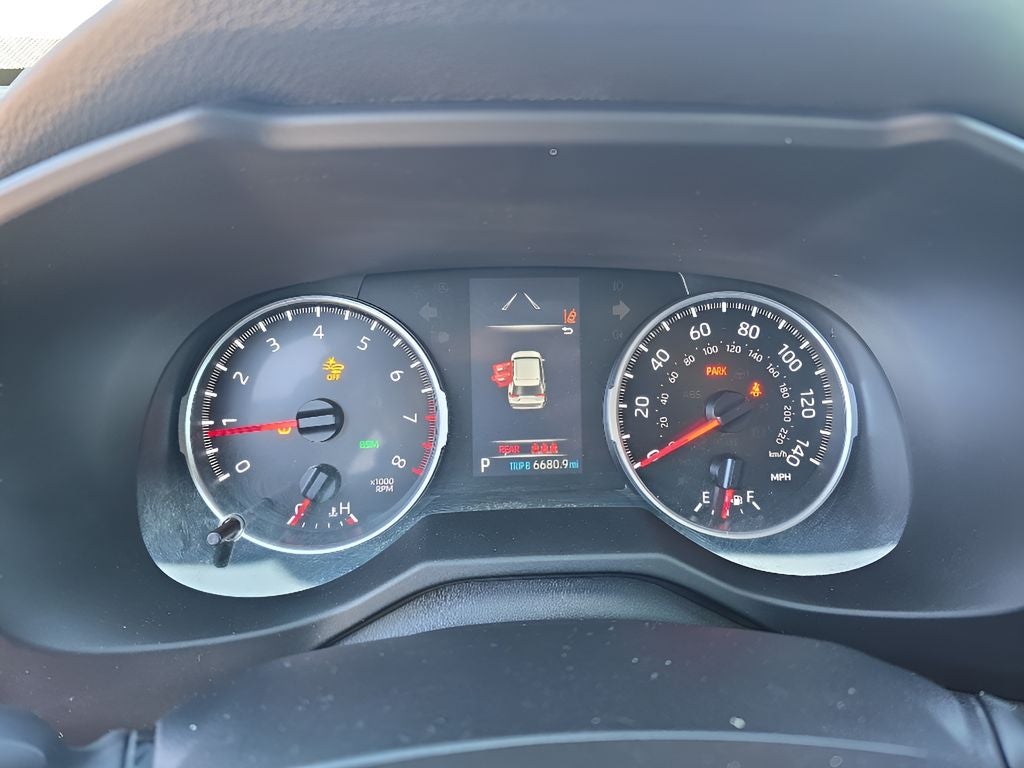 2022 Toyota RAV4 XLE