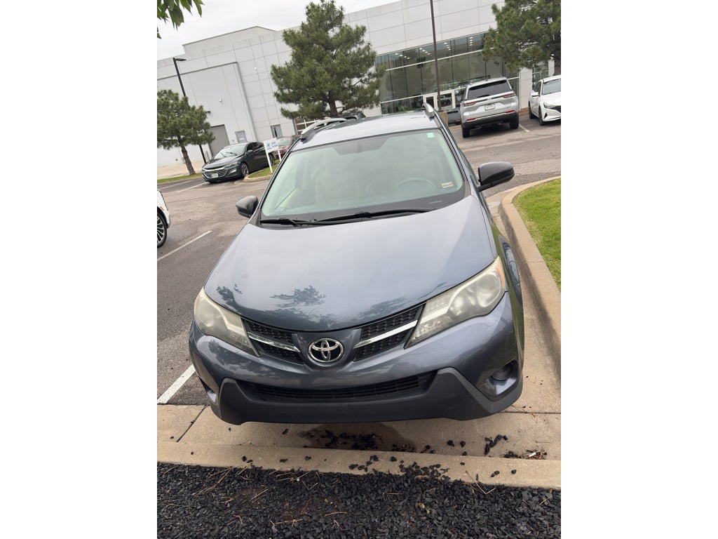 2013 Toyota RAV4 LE