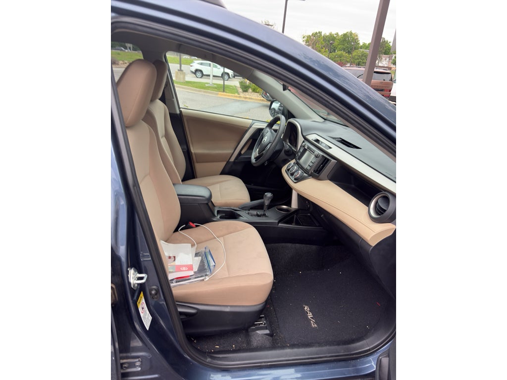 2013 Toyota RAV4 LE