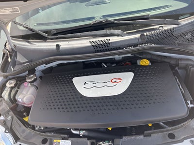 2017 FIAT 500e Battery Electric
