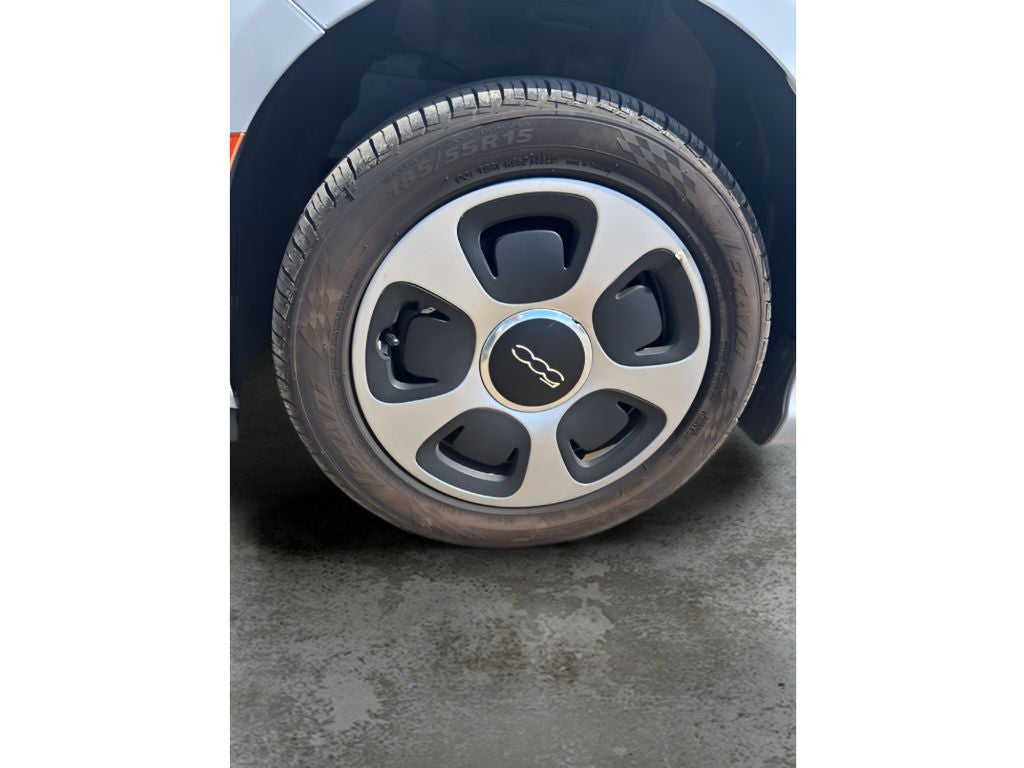 2017 FIAT 500e Battery Electric