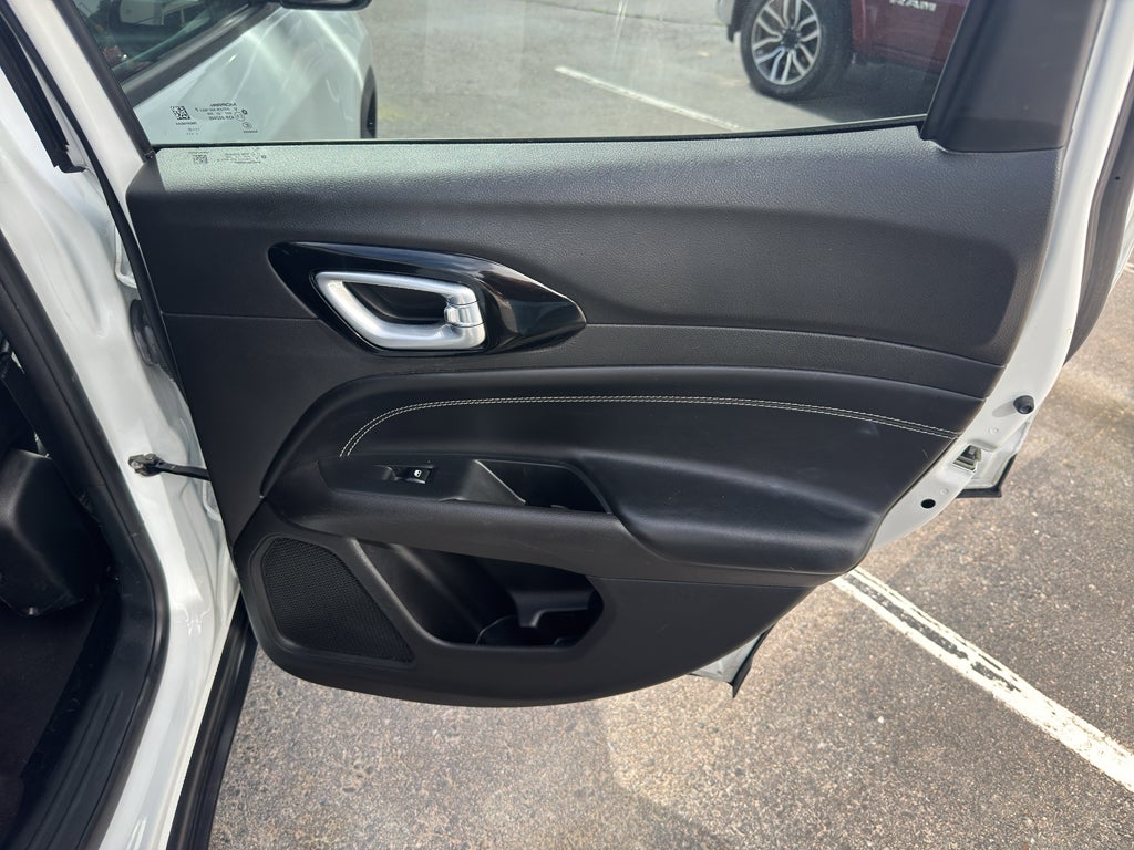 2023 Jeep Compass Altitude