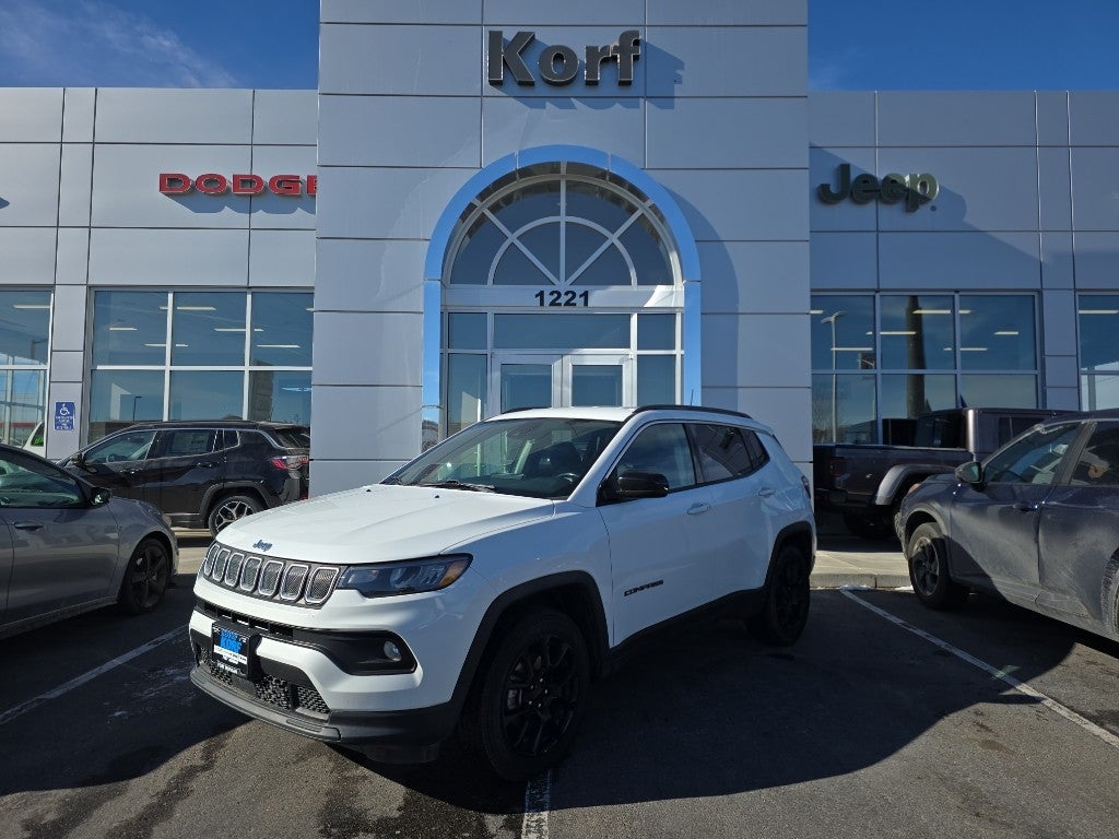 2022 Jeep Compass Latitude Lux