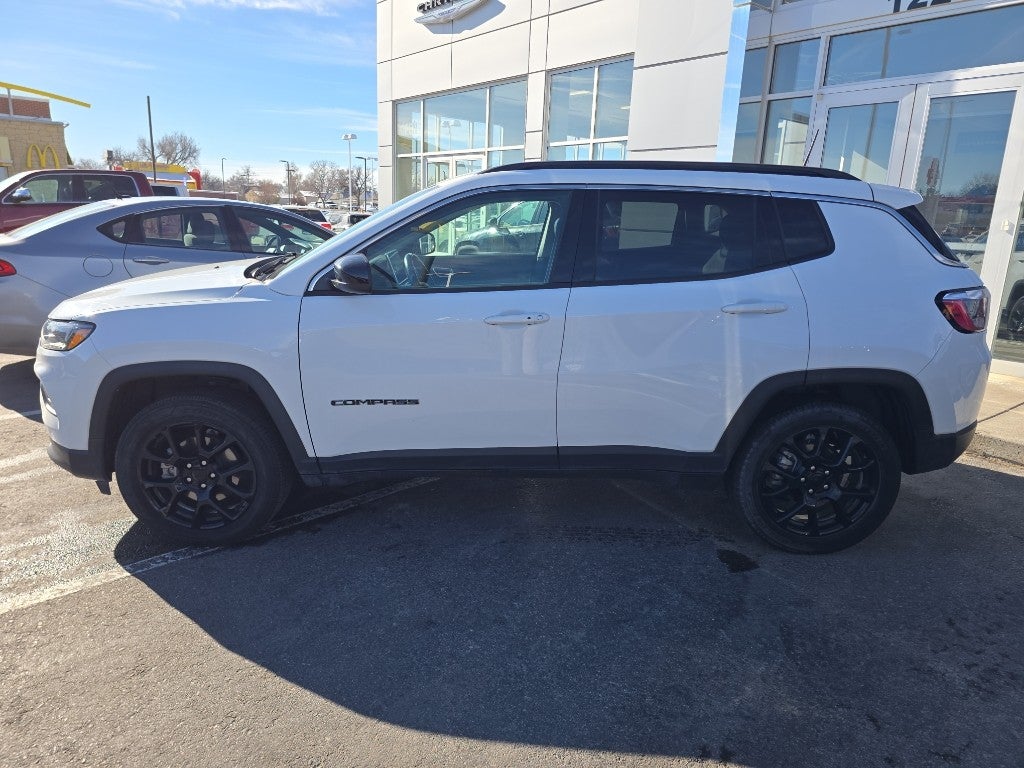 2022 Jeep Compass Latitude Lux