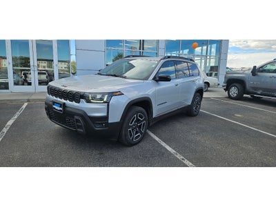 2026 Jeep Cherokee Laredo
