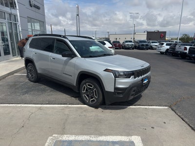2026 Jeep Cherokee Laredo