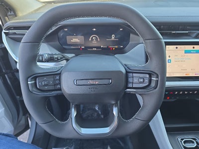 2026 Jeep Cherokee Laredo