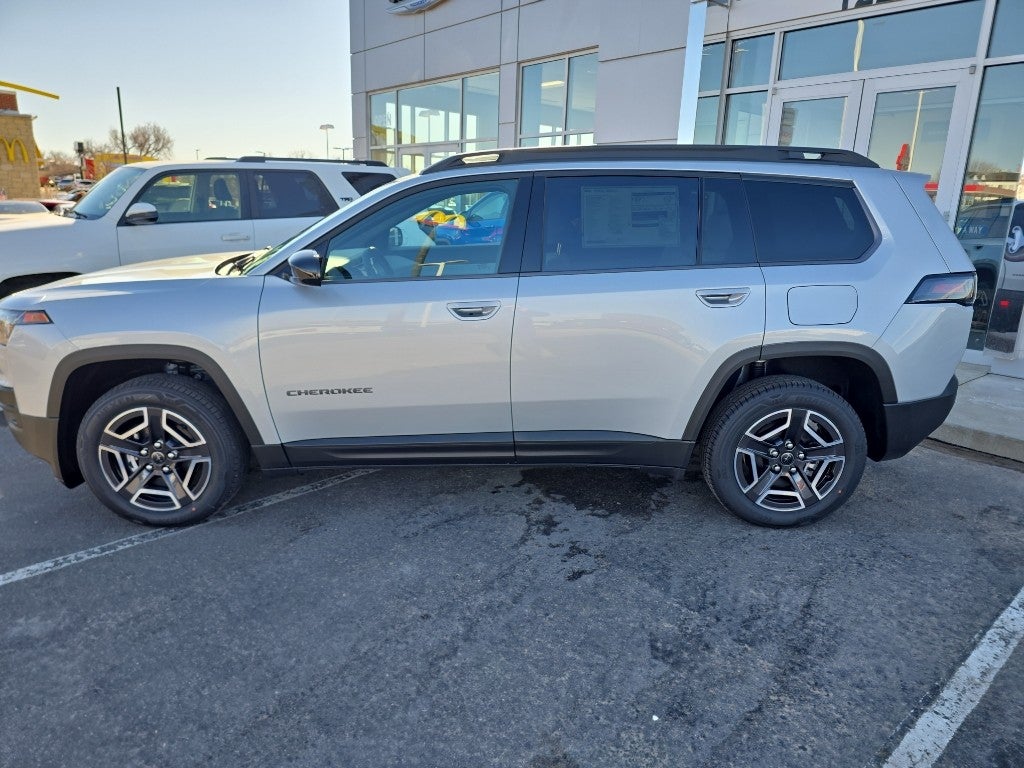 2026 Jeep Cherokee Laredo