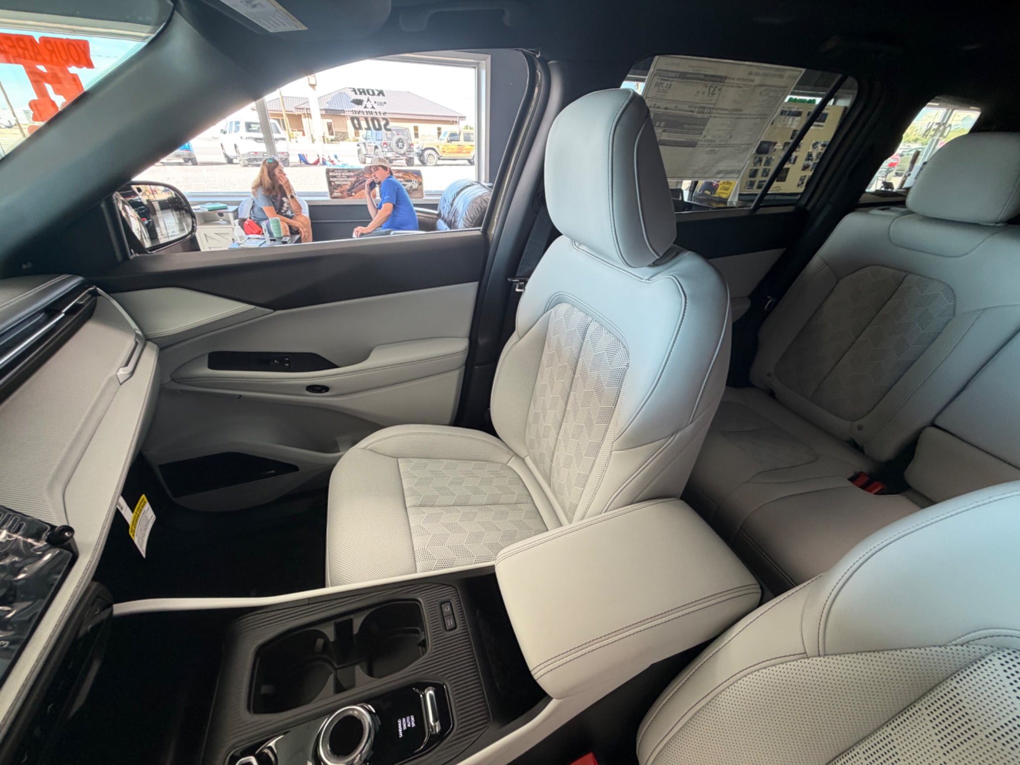 2026 Jeep Cherokee Overland