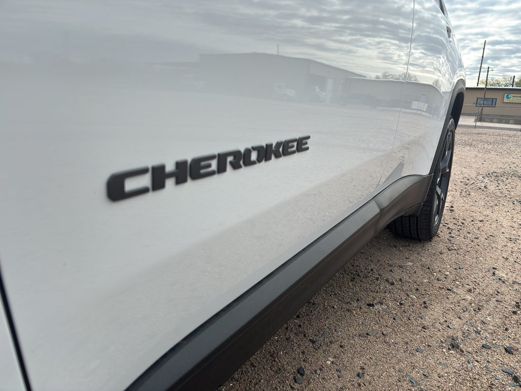 2026 Jeep Cherokee Overland