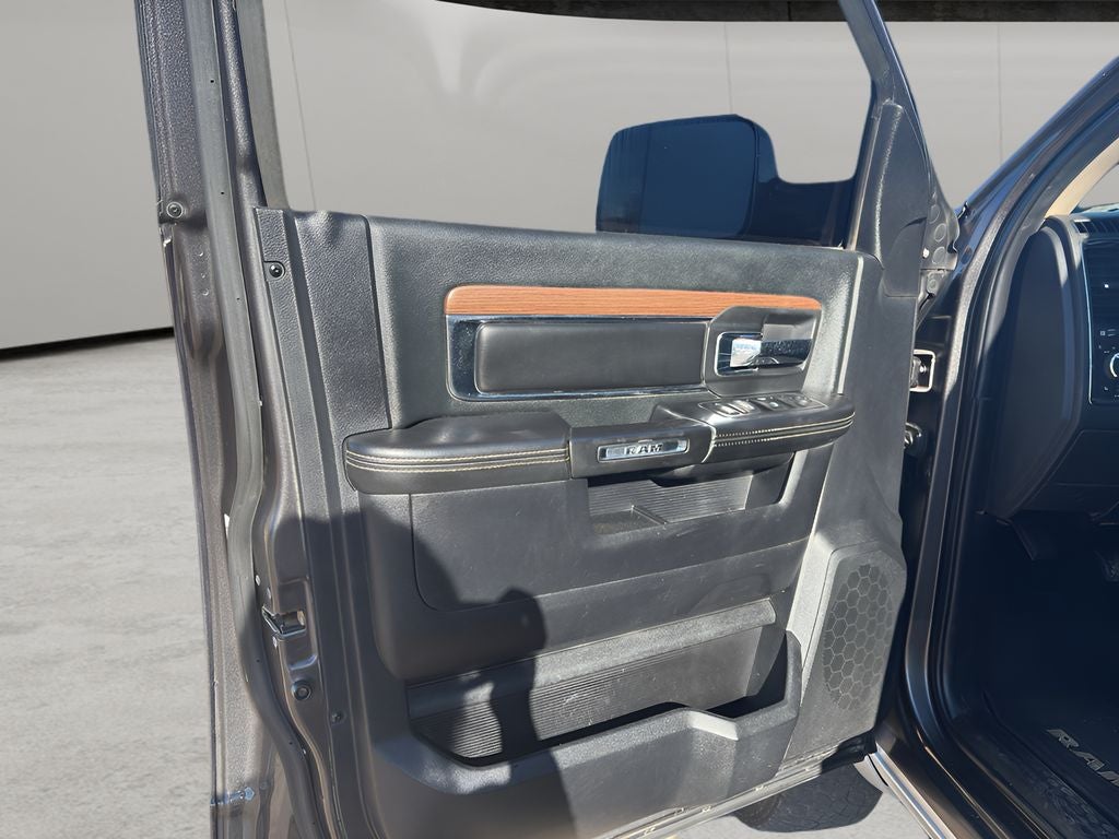 2014 RAM 3500 Laramie