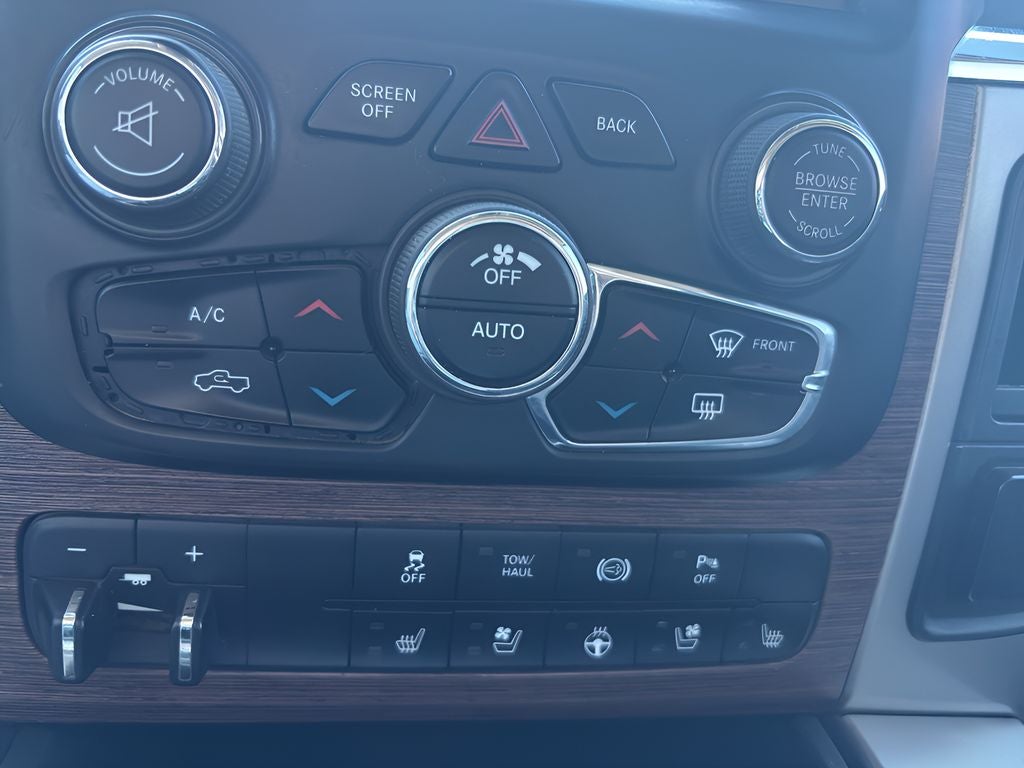 2014 RAM 3500 Laramie