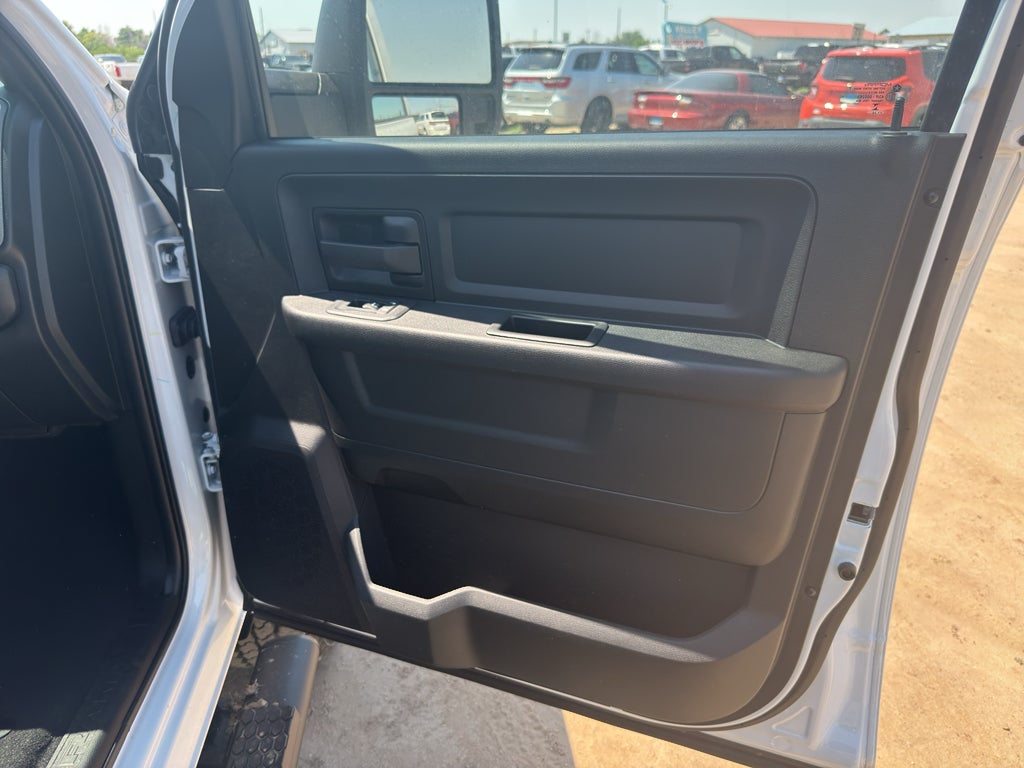 2026 RAM 2500 Black Express
