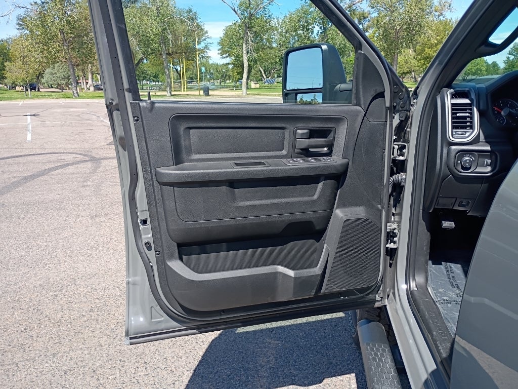 2026 RAM 2500 Black Express