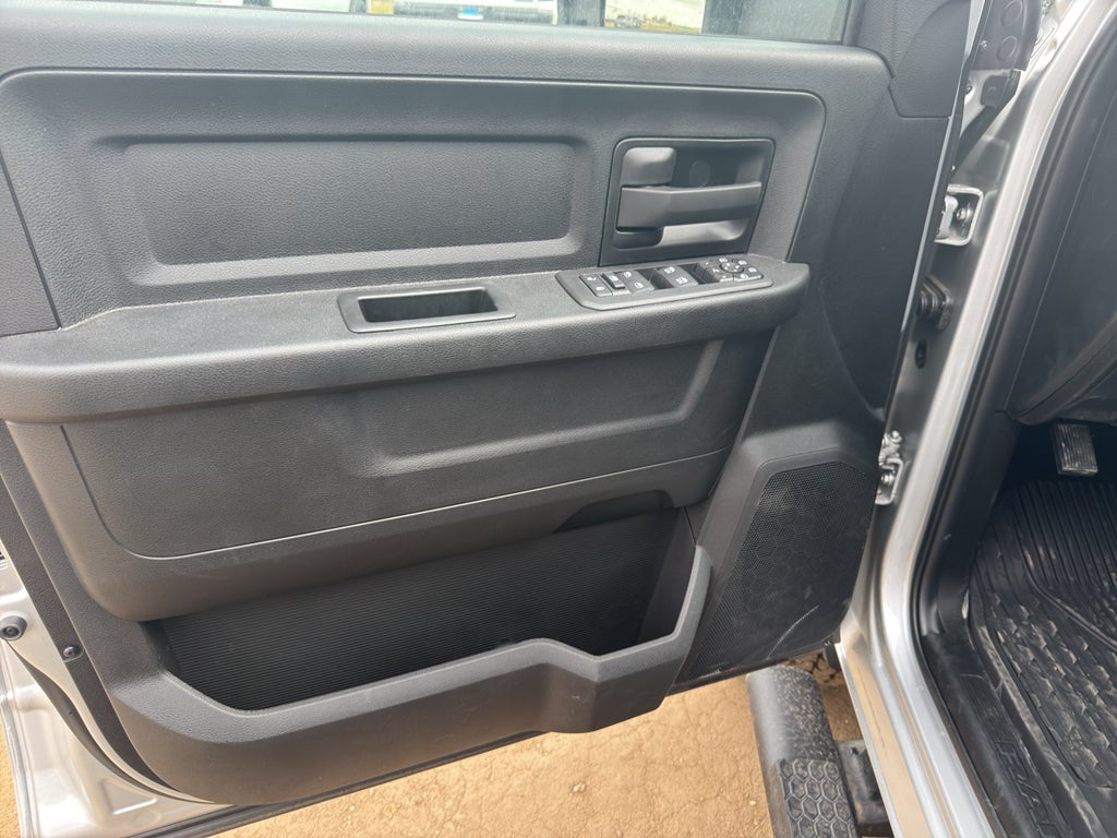 2026 RAM 2500 Black Express