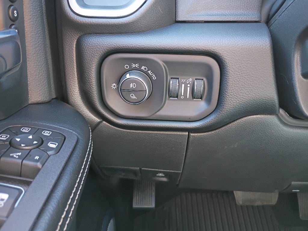 2027 RAM 2500 Laramie