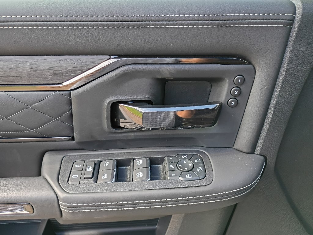 2027 RAM 2500 Limited