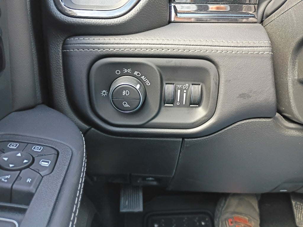 2027 RAM 2500 Limited