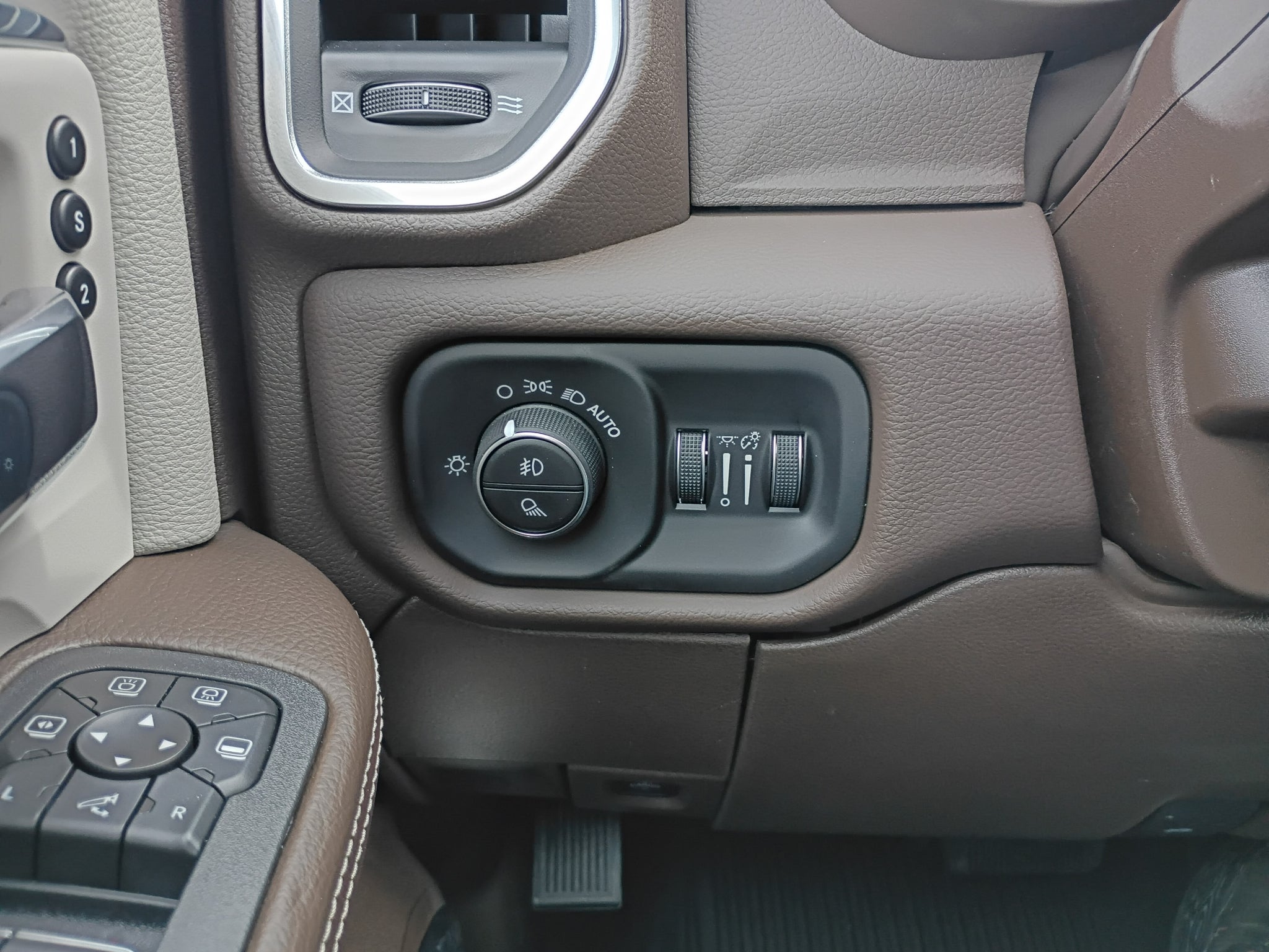 2027 RAM 3500 Laramie