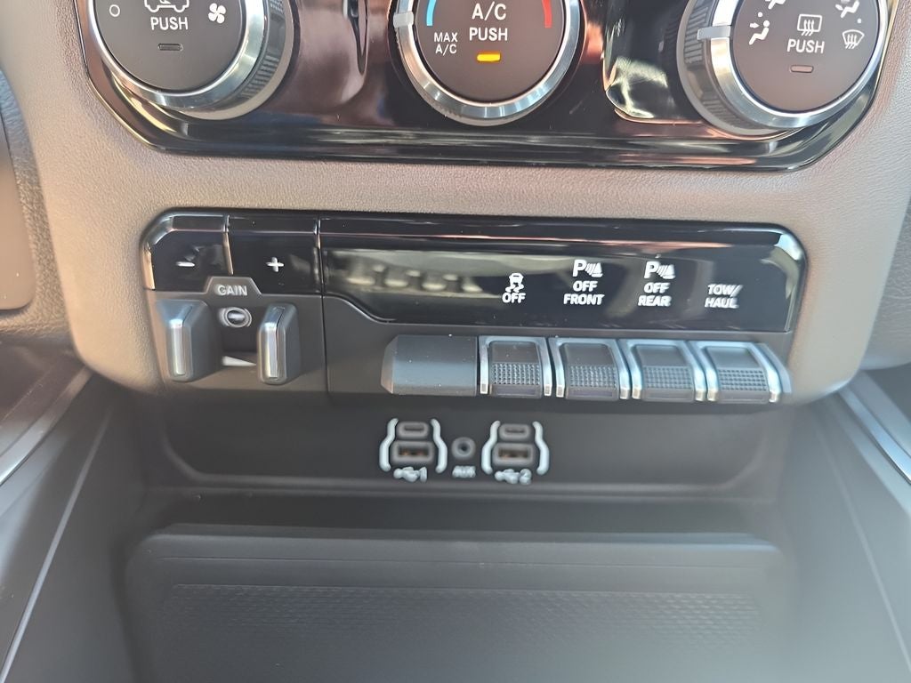 2026 RAM 1500 Base