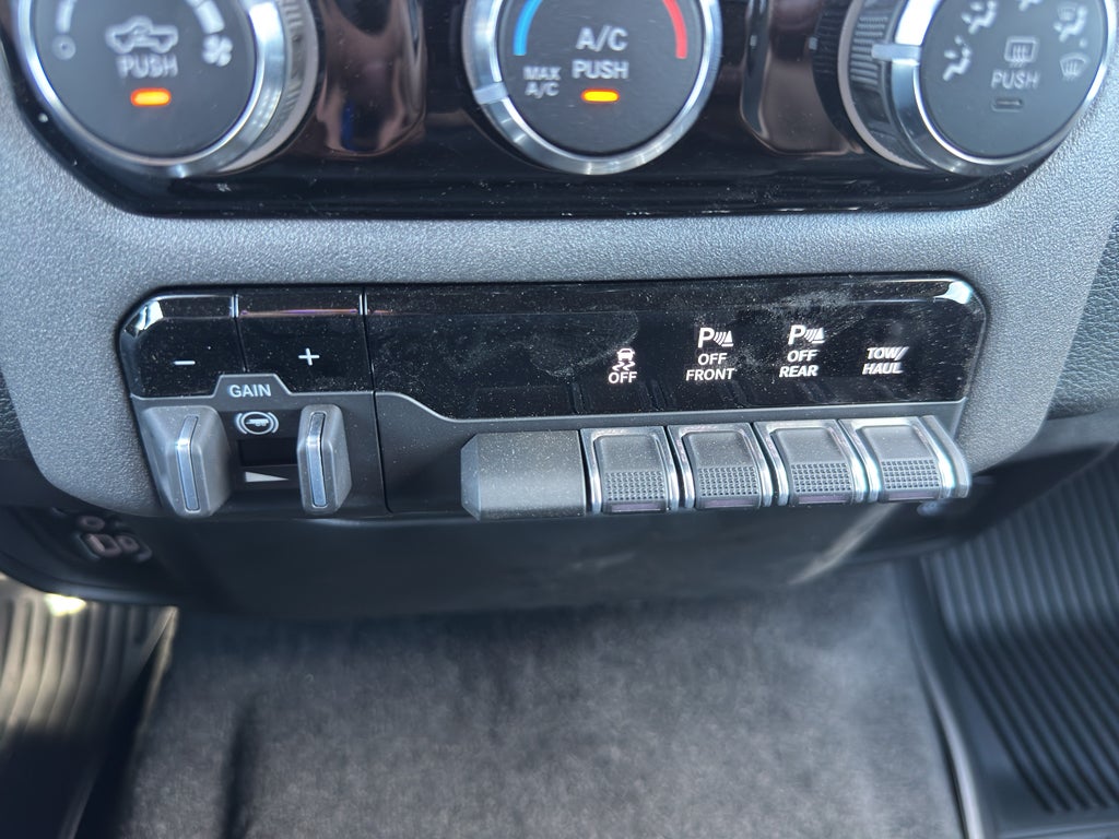 2026 RAM 1500 Warlock