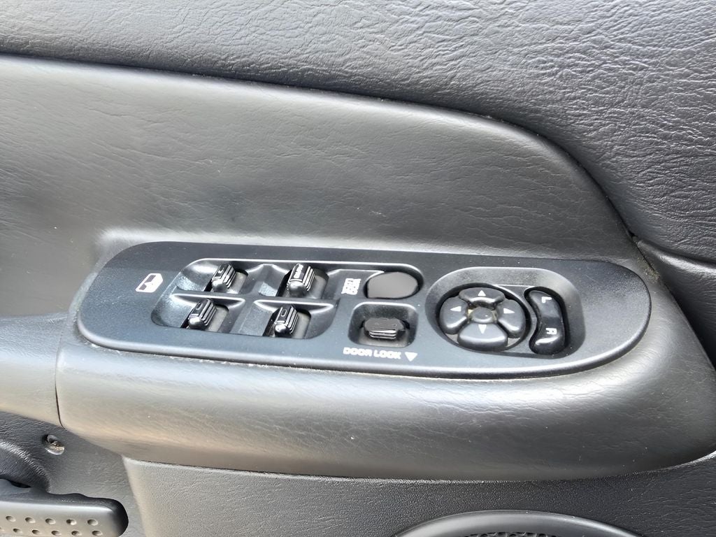 2004 Dodge Ram 2500 SLT