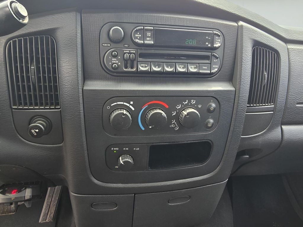 2004 Dodge Ram 2500 SLT