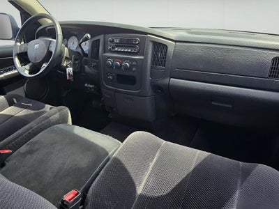 2004 Dodge Ram 2500 SLT