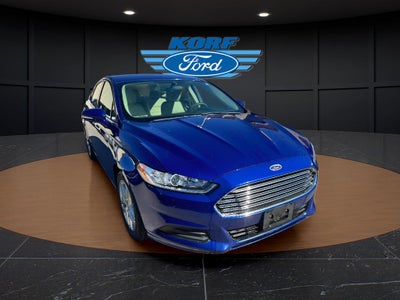 2016 Ford Fusion SE
