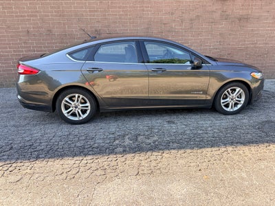 2018 Ford Fusion Hybrid SE
