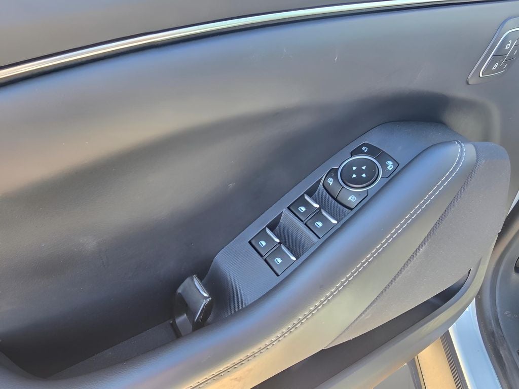 2023 Ford Mustang Mach-E California Route 1