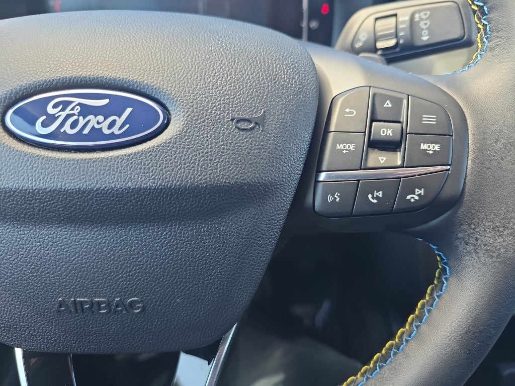 2025 Ford Maverick Lobo